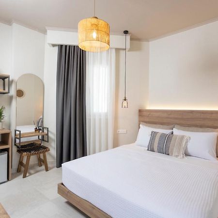 פפקוהורי Noemie Premium Holiday Apartments מראה חיצוני תמונה