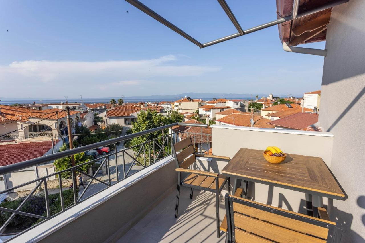 פפקוהורי Noemie Premium Holiday Apartments מראה חיצוני תמונה