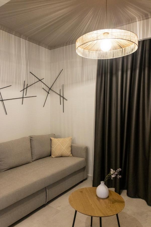 פפקוהורי Noemie Premium Holiday Apartments מראה חיצוני תמונה