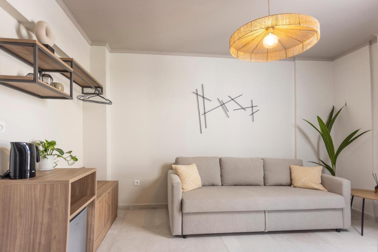 פפקוהורי Noemie Premium Holiday Apartments מראה חיצוני תמונה